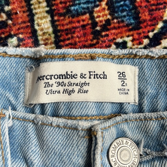 ‘90s Straight Ultra High Rise Jeans - Picture 4 of 4